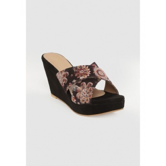 Taavi Black & Beige Ethnic Printed Open Tie Wedges - Picture 3 of 13